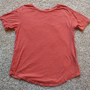 Universal Standard Tee Rex crew neck T-shirt in discontinued Cinnamon color- XS